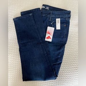 NWT Old navy Rockstar Jeans